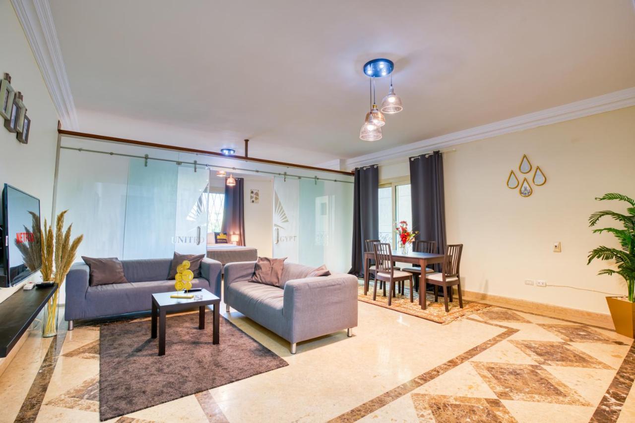 Elegant Modern 1 Bedroom Apartment Near Cairo Festival City Buitenkant foto